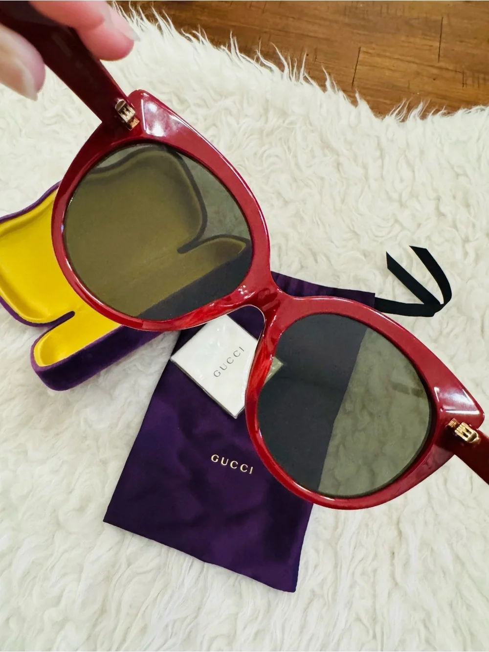 Gucci Multicolor Glitter Cat-Eye Sunglasses with Black Lenses